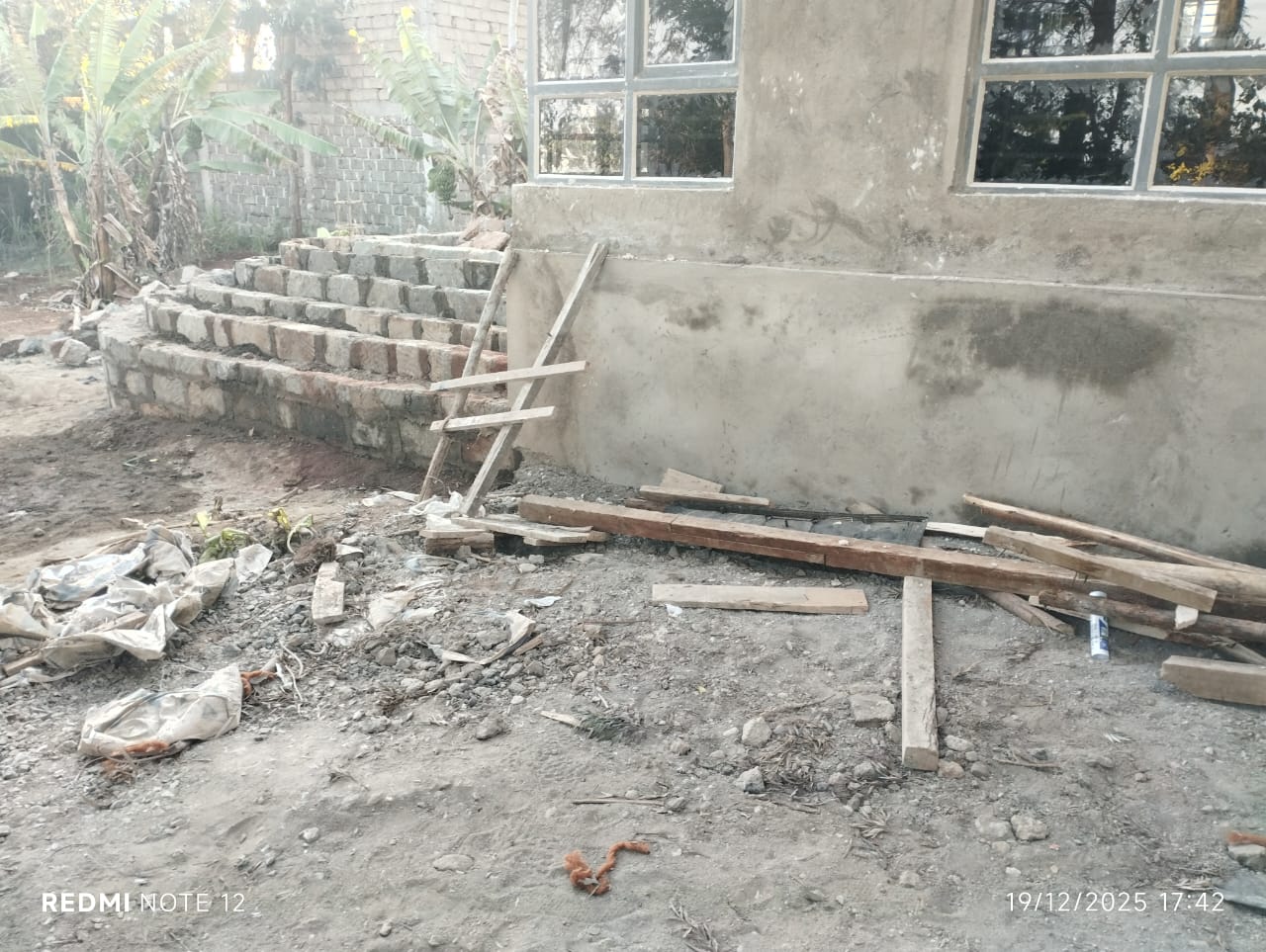 Completed perimeter fence, Kiki Group